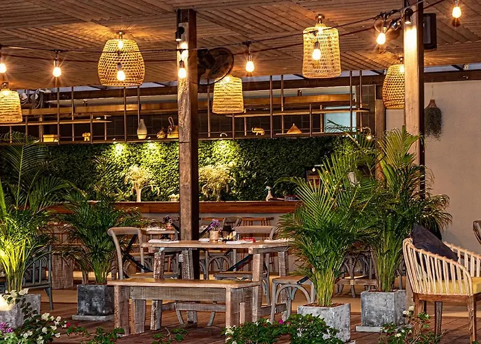 Lokal Phuket "Former K-Hotel" - Sha Extra Plus